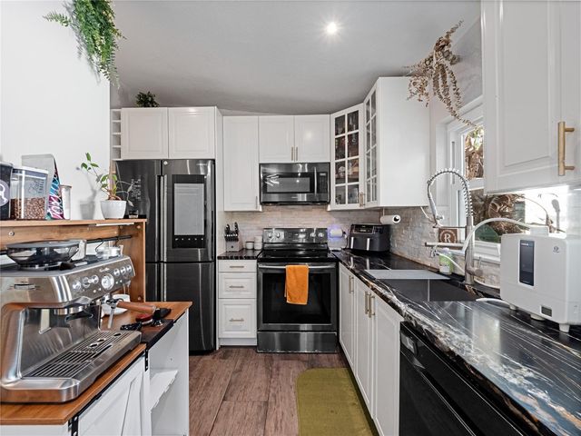 106 E JINKINS CIRCLE, Sanford, FL 32773