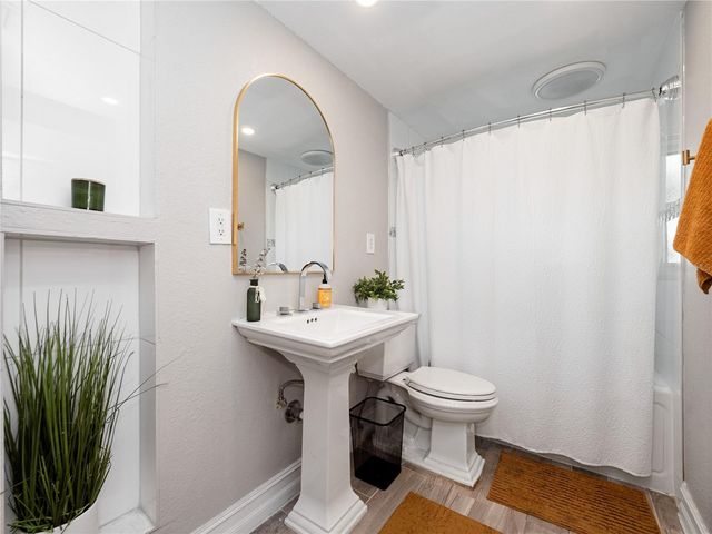 106 E JINKINS CIRCLE, Sanford, FL 32773