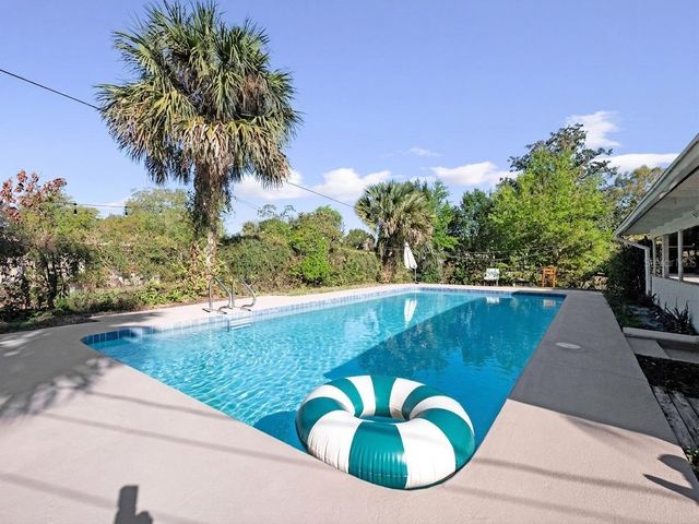 106 E JINKINS CIRCLE, Sanford, FL 32773