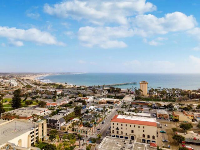 436 Poli Street 402, Ventura, CA 93001