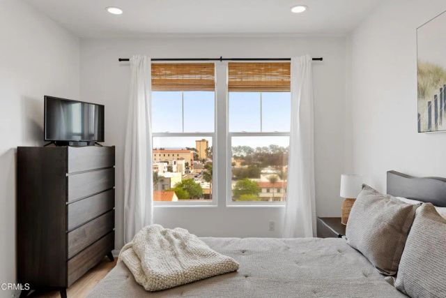 436 Poli Street 402, Ventura, CA 93001