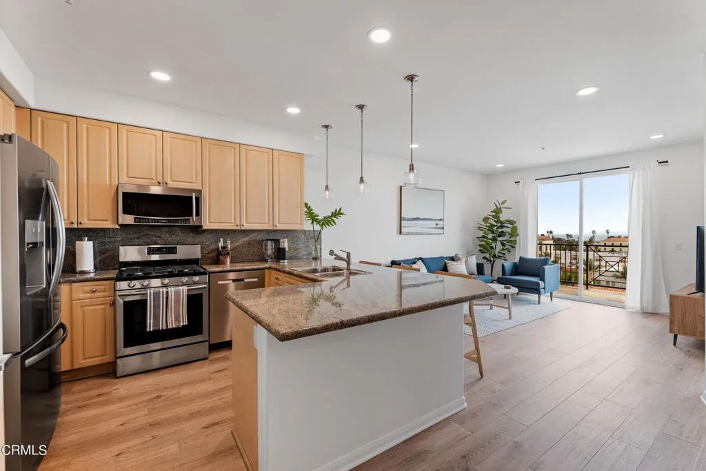 436 Poli Street 402, Ventura, CA 93001