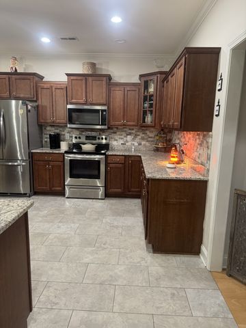 2208 Audubon Ln, Murfreesboro, TN 37128