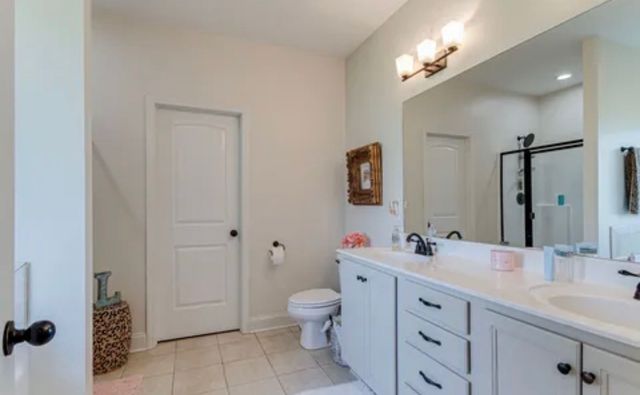 2208 Audubon Ln, Murfreesboro, TN 37128