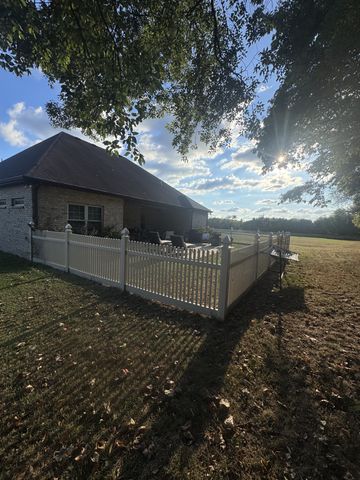 2208 Audubon Ln, Murfreesboro, TN 37128