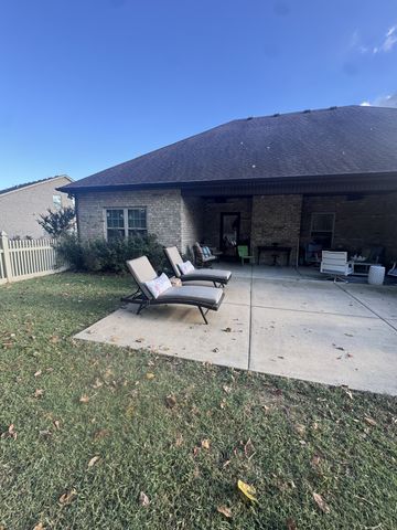 2208 Audubon Ln, Murfreesboro, TN 37128