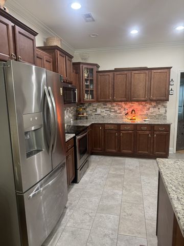 2208 Audubon Ln, Murfreesboro, TN 37128