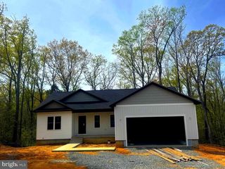 205 FEDERALIST WAY, Montross, VA 22520