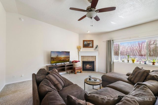 381 Federation Road, Twin Falls, ID 83301