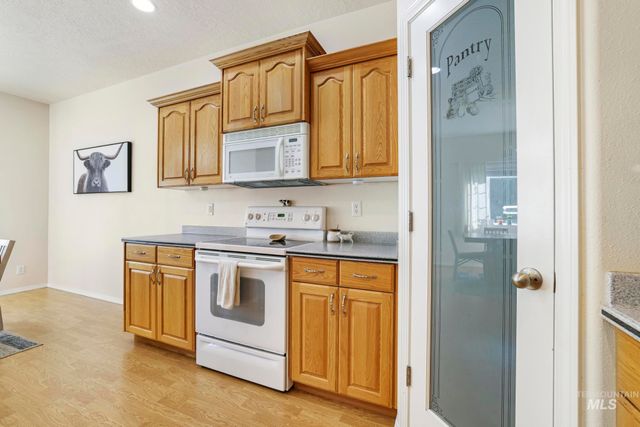 381 Federation Road, Twin Falls, ID 83301