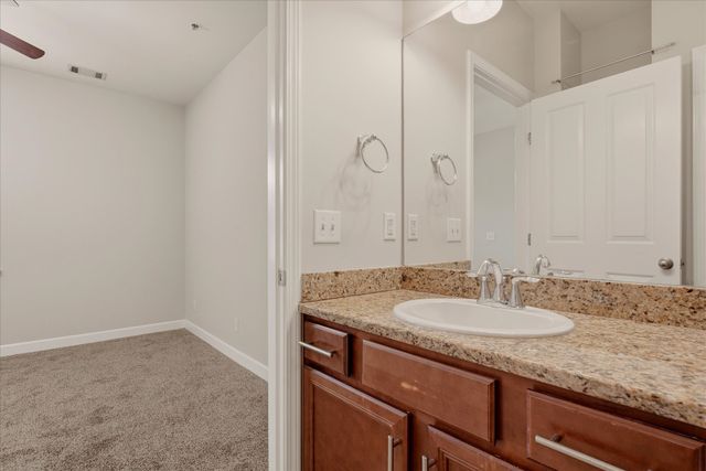 2310 Elliott Ave Apt 817, Nashville, TN 37204