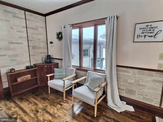 311 Big Woods Lane, Annandale, MN 55302