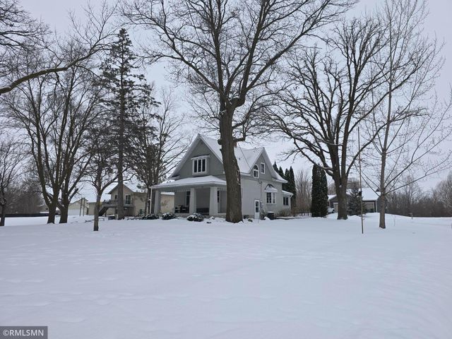 311 Big Woods Lane, Annandale, MN 55302