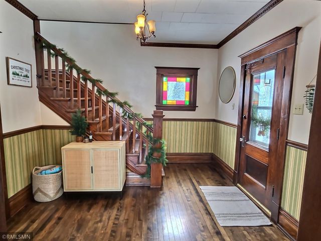 311 Big Woods Lane, Annandale, MN 55302