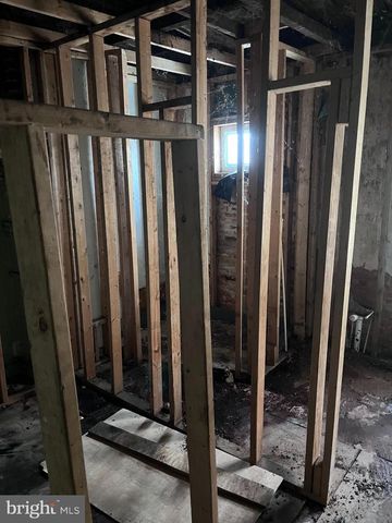 1608 CLIFTON AVE, Baltimore, MD 21217