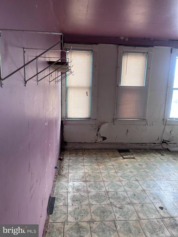 1608 CLIFTON AVE, Baltimore, MD 21217