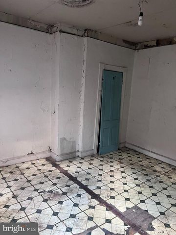 1608 CLIFTON AVE, Baltimore, MD 21217