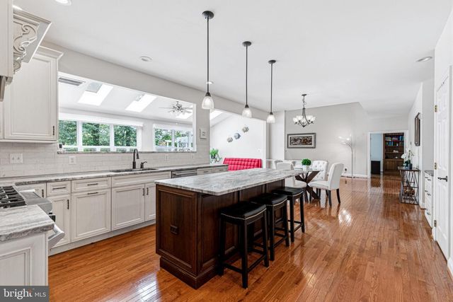 12731 OX MEADOW, Herndon, VA 20171