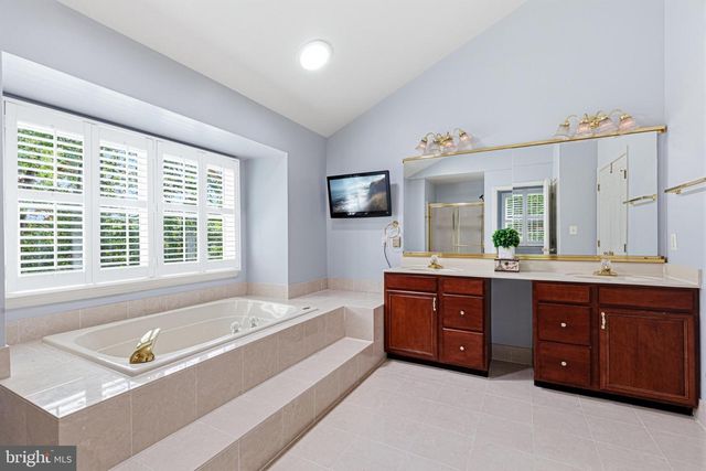 12731 OX MEADOW, Herndon, VA 20171