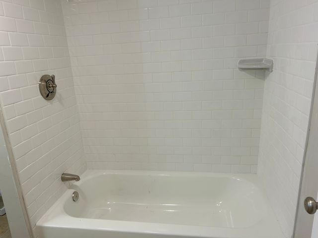 16 Upton St, Hanson, MA 02341