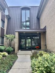 1105 N Mill Street 224, Naperville, IL 60563