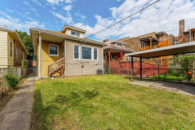 8015 S Justine Street, Chicago, IL 60620