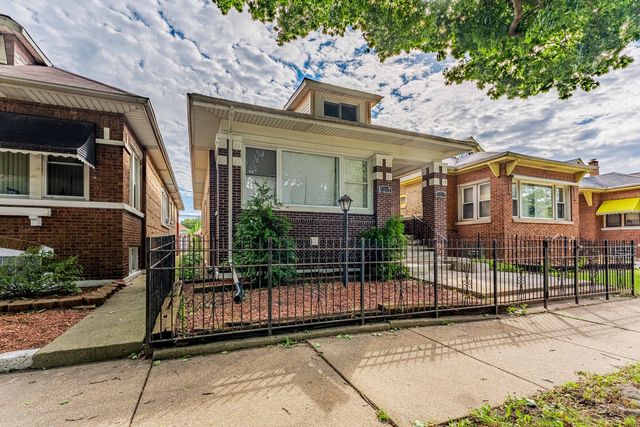 8015 S Justine Street, Chicago, IL 60620