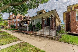 8015 S Justine Street, Chicago, IL 60620