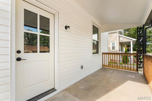 421 S 20th Street, Belleville, IL 62226