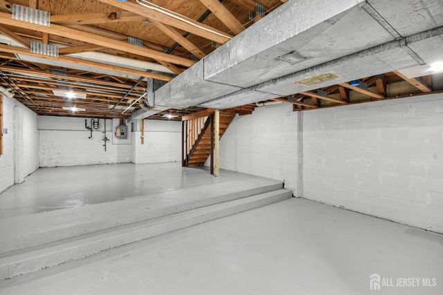 38 Ventura Court, Old Bridge, NJ 08857