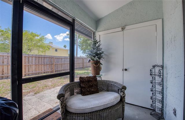366 47TH AVENUE N 3, St Petersburg, FL 33703