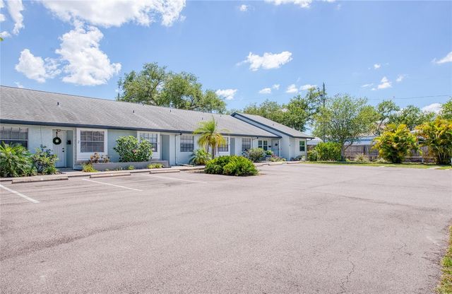 366 47TH AVENUE N 3, St Petersburg, FL 33703