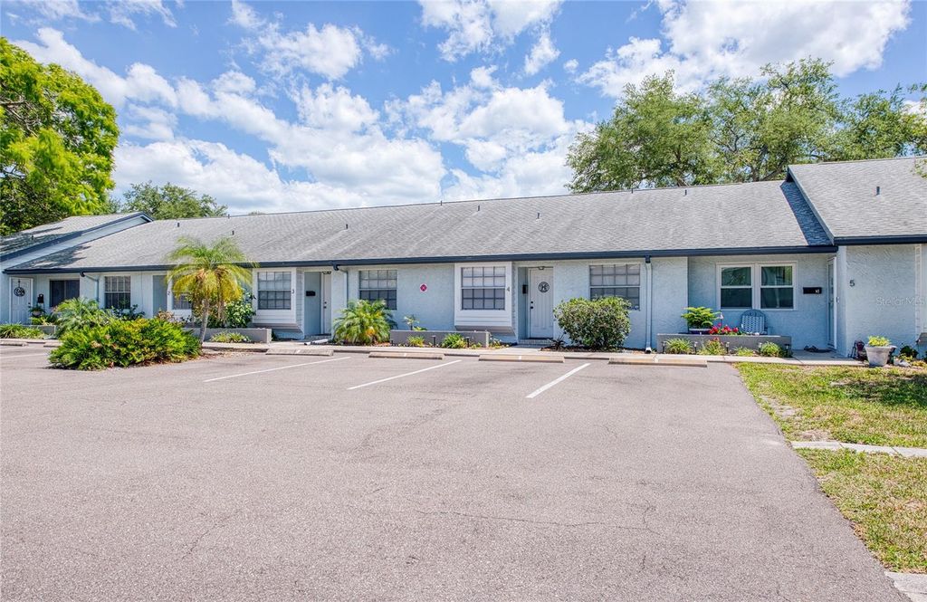 366 47TH AVENUE N 3, St Petersburg, FL 33703