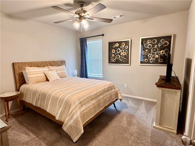 883 Sparrow Circle, Fayetteville, AR 72701