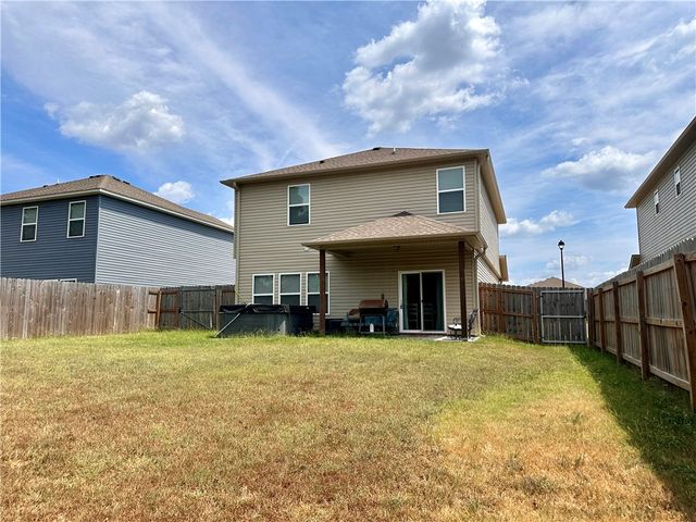 883 Sparrow Circle, Fayetteville, AR 72701