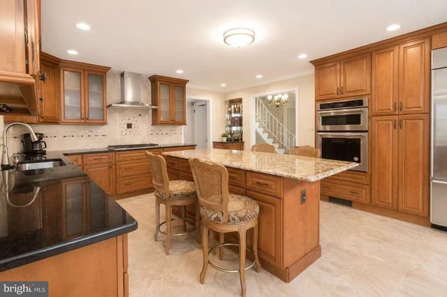 3883 DEMPSEY LN, Huntingdon Valley, PA 19006