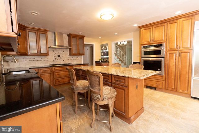 3883 DEMPSEY LN, Huntingdon Valley, PA 19006