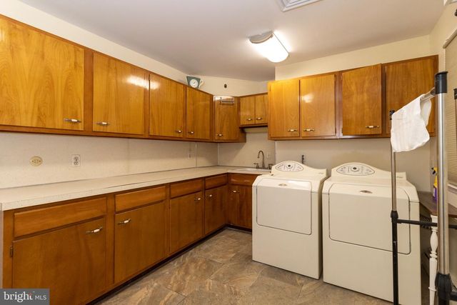 3883 DEMPSEY LN, Huntingdon Valley, PA 19006