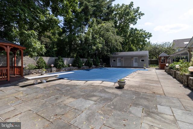3883 DEMPSEY LN, Huntingdon Valley, PA 19006