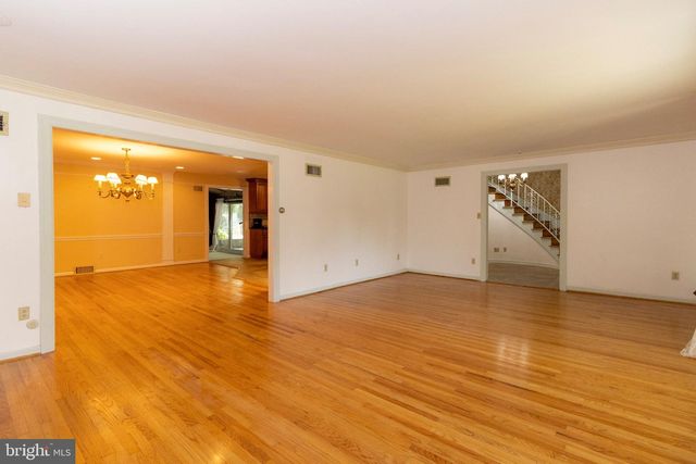 3883 DEMPSEY LN, Huntingdon Valley, PA 19006