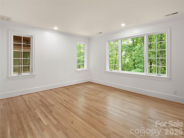 672 Walnut Valley Parkway, Arden, NC 28704