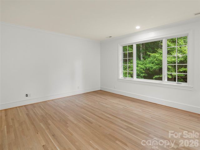 672 Walnut Valley Parkway, Arden, NC 28704