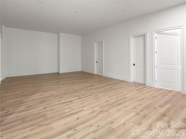 672 Walnut Valley Parkway, Arden, NC 28704