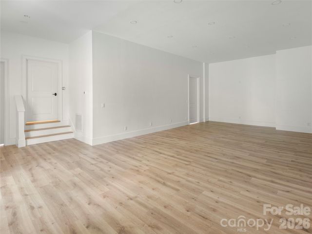 672 Walnut Valley Parkway, Arden, NC 28704