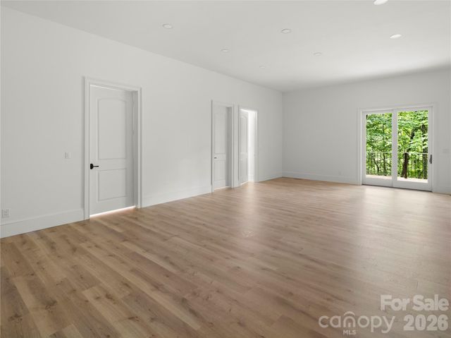 672 Walnut Valley Parkway, Arden, NC 28704