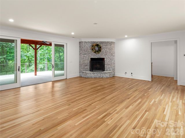 672 Walnut Valley Parkway, Arden, NC 28704