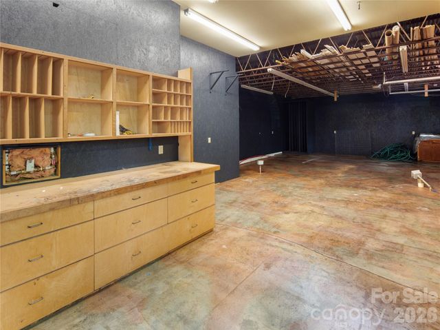 672 Walnut Valley Parkway, Arden, NC 28704