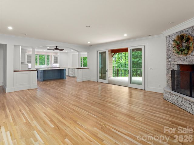 672 Walnut Valley Parkway, Arden, NC 28704