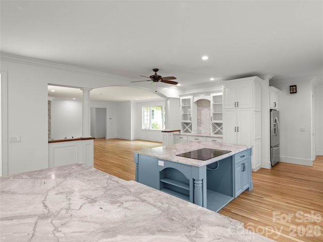 672 Walnut Valley Parkway, Arden, NC 28704