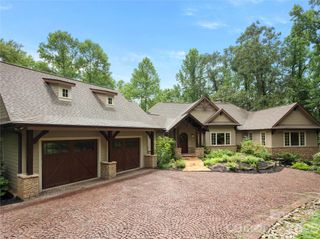 672 Walnut Valley Parkway, Arden, NC 28704